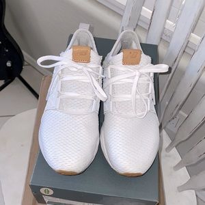 Fresh Foam Cruzv1 Reissue Women’s Size 5